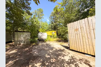 19124 Leicester, New Caney, TX 77357 - Photo 2