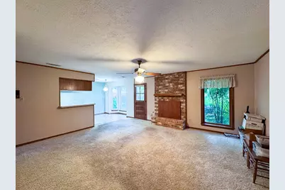 229 Hickory Drive, Huntsville, TX 77340 - Photo 6
