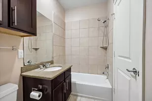 1912 Woodbury St, Houston, TX 77030 - Photo 16