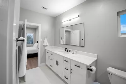 410 E 41st Street, Houston, TX 77022 - Photo 18