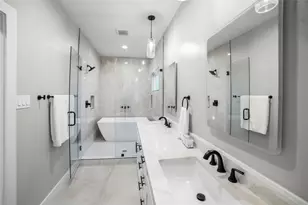 410 E 41st St, Houston, TX 77022 - Photo 12