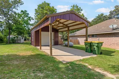 125 Golfview Drive, Hilltop Lakes, TX 77871 - Photo 4