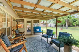 125 Golfview Dr, Hilltop Lakes, TX 77871 - Photo 14