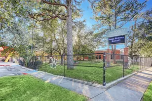 1423 Richelieu Ln, Houston, TX 77018 - Photo 36