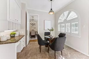 2403 Potomac Dr, Houston, TX 77057 - Photo 12