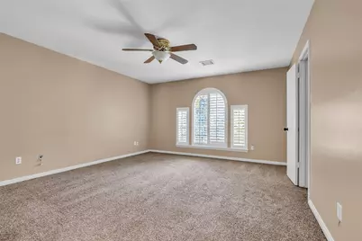 14014 Court Of Regents, Houston, TX 77069 - Photo 18