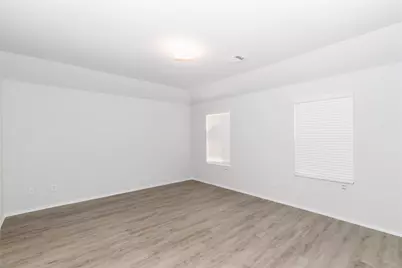 8631 Doris Oaks Circle, Houston, TX 77028 - Photo 8