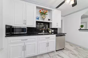 1604 W Alabama St, Houston, TX 77006 - Photo 10
