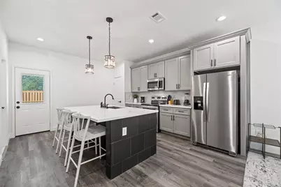 8636 Scott Street #A, Houston, TX 77051 - Photo 6