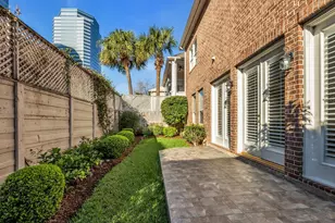 41 Wynden Oaks Dr, Houston, TX 77056 - Photo 34