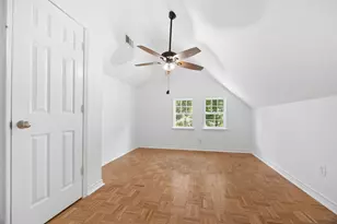 12 Dewthread Ct, The Woodlands, TX 77380 - Photo 20