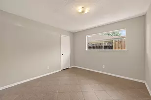 9326 Willow Meadow Dr, Houston, TX 77031 - Photo 24