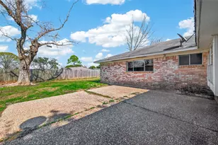 9326 Willow Meadow Dr, Houston, TX 77031 - Photo 34