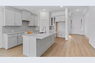 719 Evergreen Forest Lane, Rosharon, TX 77583 - Photo 10