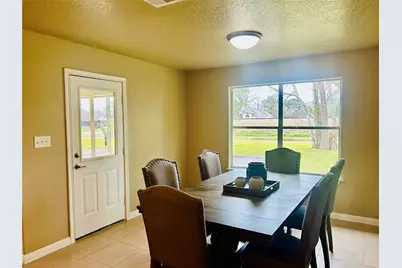 216 Sleepy Hollow Drive, Lake Jackson, TX 77566 - Photo 8