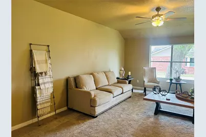 216 Sleepy Hollow Drive, Lake Jackson, TX 77566 - Photo 10