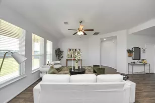 2326 Kelson Cove Dr, La Marque, TX 77568 - Photo 16