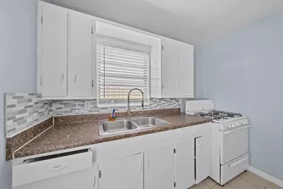 904 Beverly Avenue #C, Pasadena, TX 77506 - Photo 2