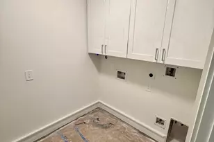 1312 Castle Ct, Houston, TX 77006 - Photo 10