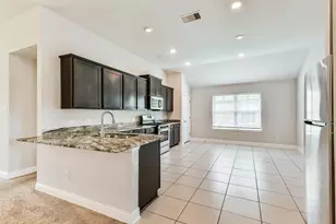 11017 Webber Ln, Texas City, TX 77591 - Photo 8