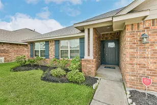 11017 Webber Ln, Texas City, TX 77591 - Photo 4