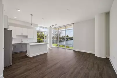 2000 Hughes Landing #111, The Woodlands, TX 77380 - Photo 2