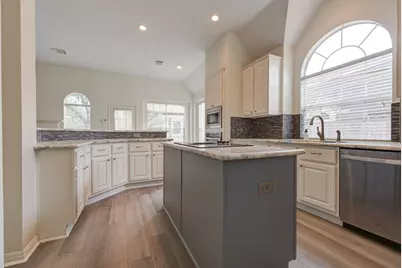 1315 Crescent Parkway Court, Houston, TX 77094 - Photo 12