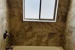 2121 Fountain View Dr, Houston, TX 77057 - Photo 18