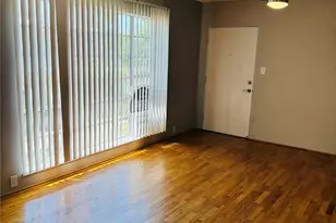 2121 Fountain View Dr, Houston, TX 77057 - Photo 6