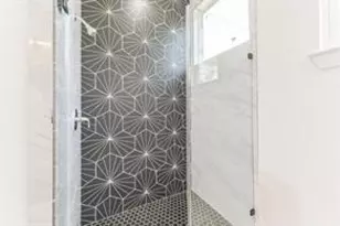 7330 Krueger Rd, Houston, TX 77033 - Photo 28