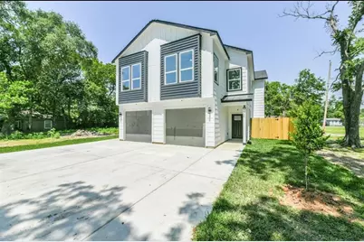 7330 Krueger Road #A and B, Houston, TX 77033 - Photo 2
