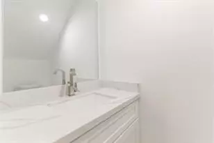 7330 Krueger Rd, Houston, TX 77033 - Photo 16