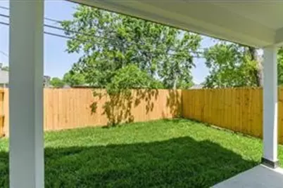 7330 Krueger Road #A and B, Houston, TX 77033 - Photo 30