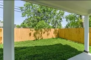 7330 Krueger Rd, Houston, TX 77033 - Photo 30