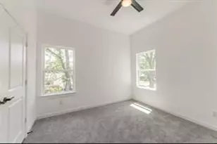 7330 Krueger Rd, Houston, TX 77033 - Photo 24