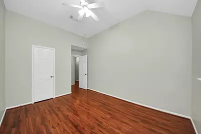 1103 Lake Shore Drive, Pearland, TX 77581 - Photo 18