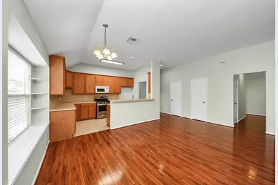 1103 Lake Shore Drive, Pearland, TX 77581 - Photo 8