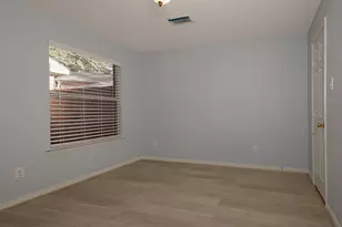 78 E Foxbriar Forest Cir, The Woodlands, TX 77382 - Photo 26