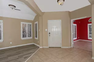 78 E Foxbriar Forest Cir, The Woodlands, TX 77382 - Photo 4