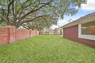 127 Selkirk Dr, Sugar Land, TX 77479 - Photo 38