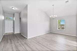 12546 Ridgecrest Dr, Willis, TX 77318 - Photo 10