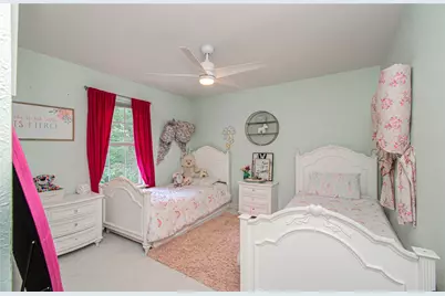 47 W Tallowberry Drive, The Woodlands, TX 77381 - Photo 22