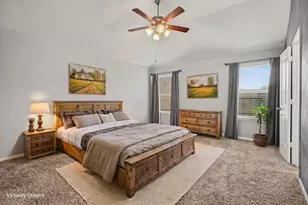 529 Rosebank Trail Ln, La Marque, TX 77568 - Photo 6