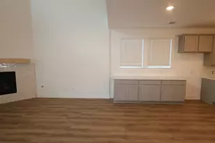 1907 Sleeping Hls Dr, Rosenberg, TX 77471 - Photo 6
