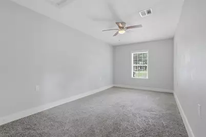 102 Tanglewood Street, Baytown, TX 77520 - Photo 18