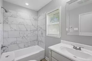 102 Tanglewood St, Baytown, TX 77520 - Photo 20