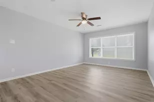 102 Tanglewood St, Baytown, TX 77520 - Photo 10