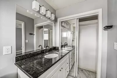 6015 W Airport Boulevard, Houston, TX 77035 - Photo 20