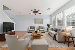 8734 Rainglen Ln, Houston, TX 77044 - Photo 10