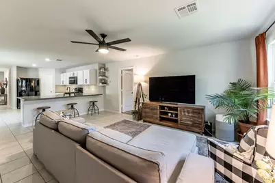 28605 Cedar Court, Huntsville, TX 77340 - Photo 4